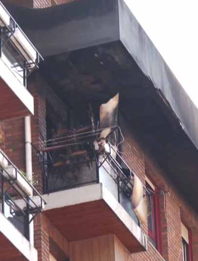 Dos personas heridas en el incendio de una vivienda en Azkoitia