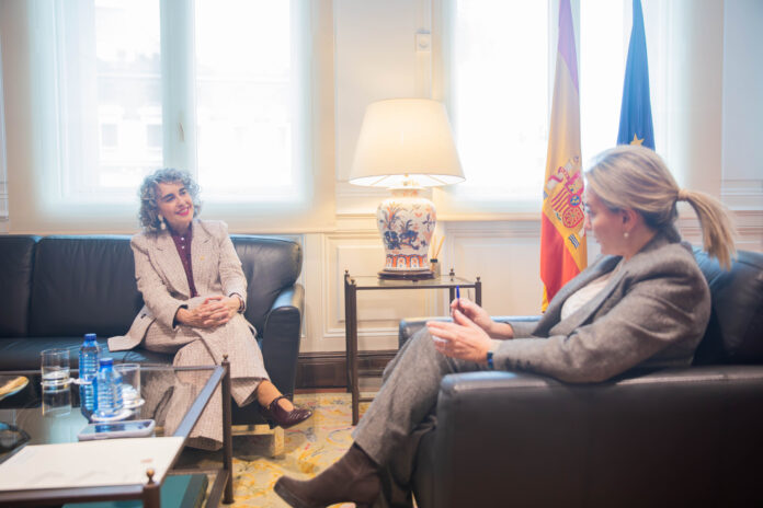 Lehen lehendakariordearen eta Kirol ministraren arteko lehen aldebiko batzarra