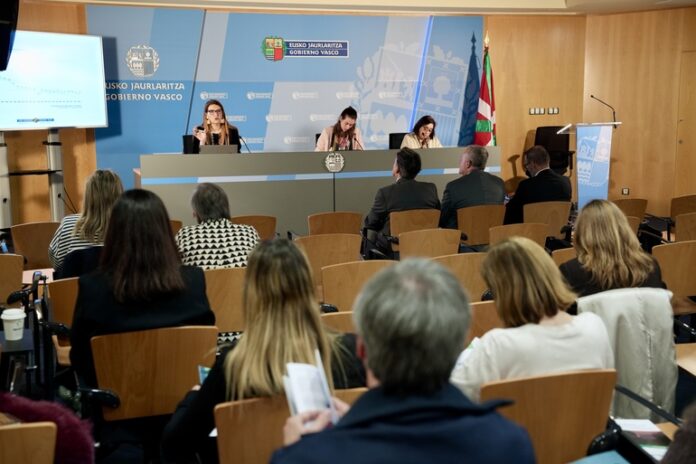 Eusko Jaurlaritzak 2021-2025 Plan Estrategikoaren balantzea aurkeztu dio Euskadiko Bide Segurtasuneko Batzordearen Osoko Bilkurari