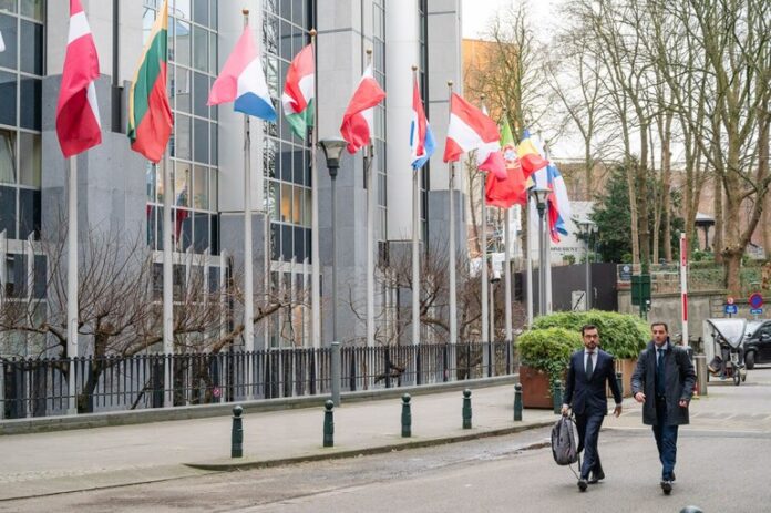 Lehendakaria Bart De Wever Belgikako lehen ministroarekin bilduko da Bruselara egindako hirugarren bidaian