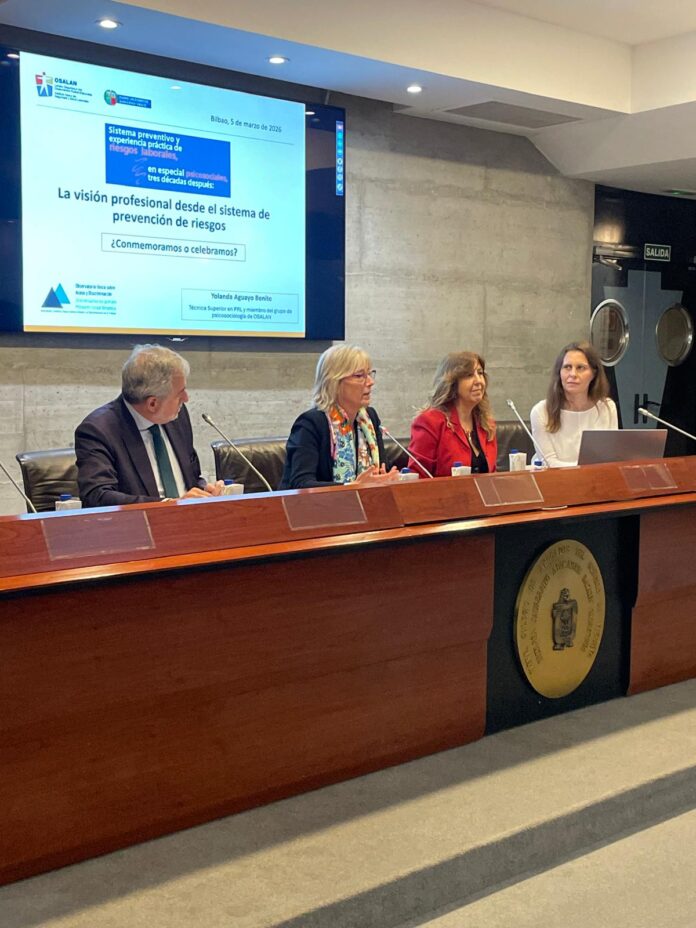 Osalanek Jazarpenaren eta Diskriminazioaren Euskal Behatokiak antolatutako » Laneko arriskuen prebentzio sistema eta esperientzia praktikoa, bereziki psikosozialak: gogoratzen edo ospatzen dugu?» jardunaldietan parte hartu du