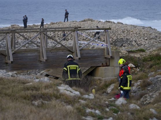 Luto en Barakaldo y Balmaseda por la muerte de tres jóvenes vizcaínos en la pasarela de Santander