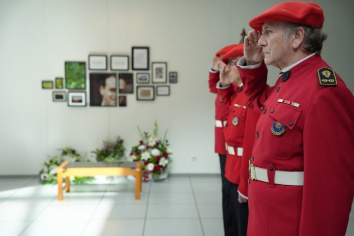 Homenaje a Ramón Doral, el suboficial de la Ertzaintza asesinado por ETA en Irun en 1996