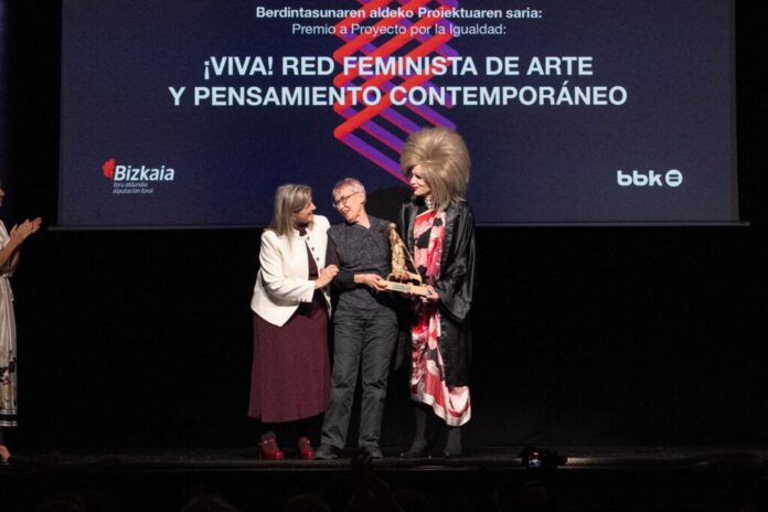 Bizkaia reconoce el trabajo por la Igualdad de Begoña Sagasti, las asociaciones Loraldi y Atxurkulu, y el proyecto ¡VIVA! Red Feminista de Arte