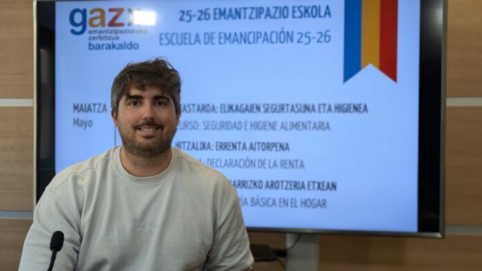 Barakaldoko Emantzipazio Eskolak hiruhileko berriari hasiera eman dio oinarrizko sukaldaritza, errenta, oinarrizko zurgintza eta abarreko ikastaroekin