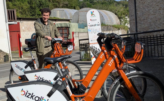 Barakaldoko Udalak Bizkaibiziaren geltokien sarea indartu du, bost puntu berrirekin