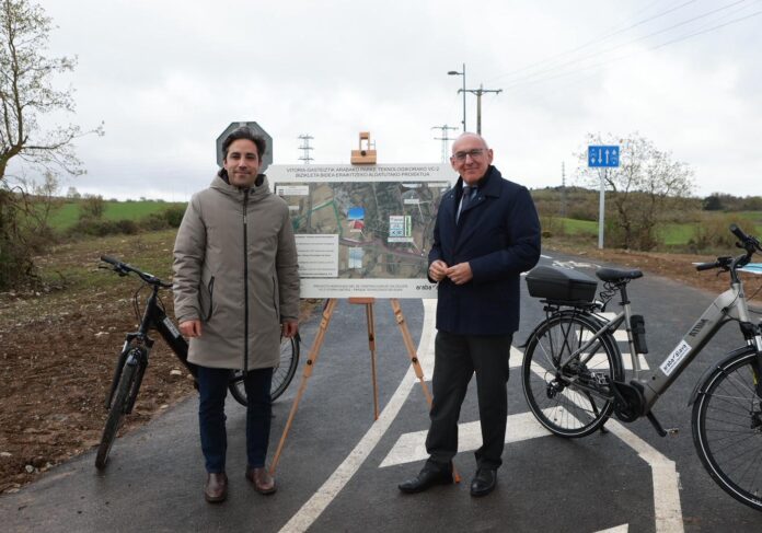 Arabako Foru Aldundiak Vitoria-Gasteiz / Miñaoko Parke Teknologikoa bizikleta bidea jarri du martxan