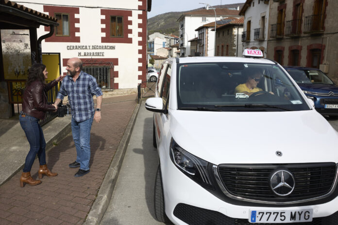 Lurralde Kohesioak eskarira garraiatzeko proiektu pilotu bat jarri du abian Basaburua haranean, eta bere historian lehen aldiz garraio publikoko zerbitzua izango du