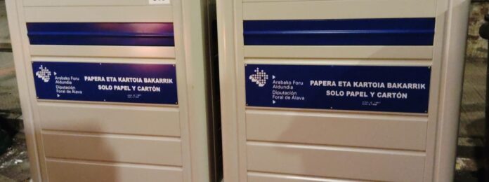 Foru Aldundia paper eta kartoiarentzako edukiontziak aldatzen hasi da lurraldean, hondakinen kudeaketan efizientzia areagotzeko